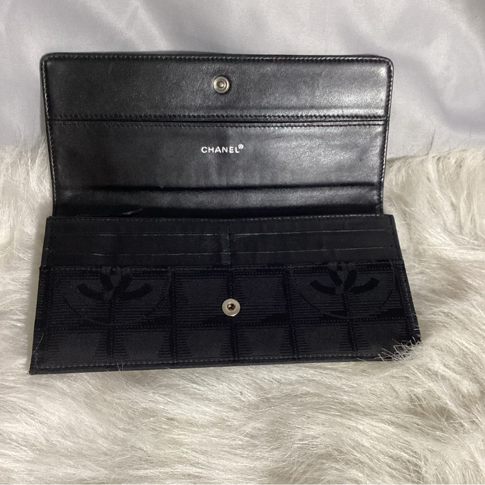 CHANEL Travel Ligne Long Bi Fold Wallet #756615 Black Nylon Jacquard Leather - Picture 7 of 15